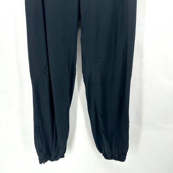 Lululemon Essential Affinity Mid Rise Jogger Black Size 6 Athleisure City Preppy - Picture 3 of 12
